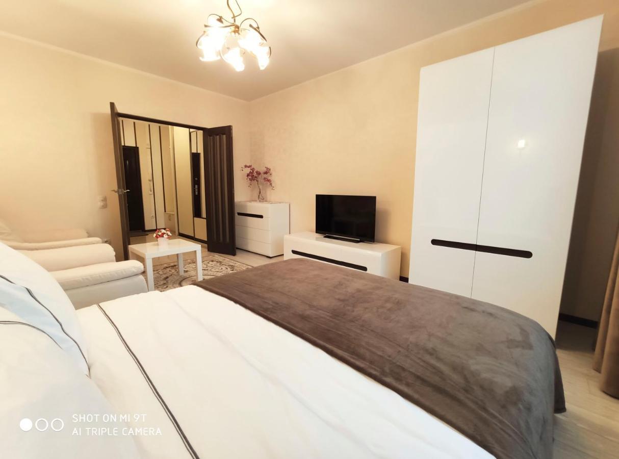 Comfort Apartments - Bright Family Suite Grodno Extérieur photo