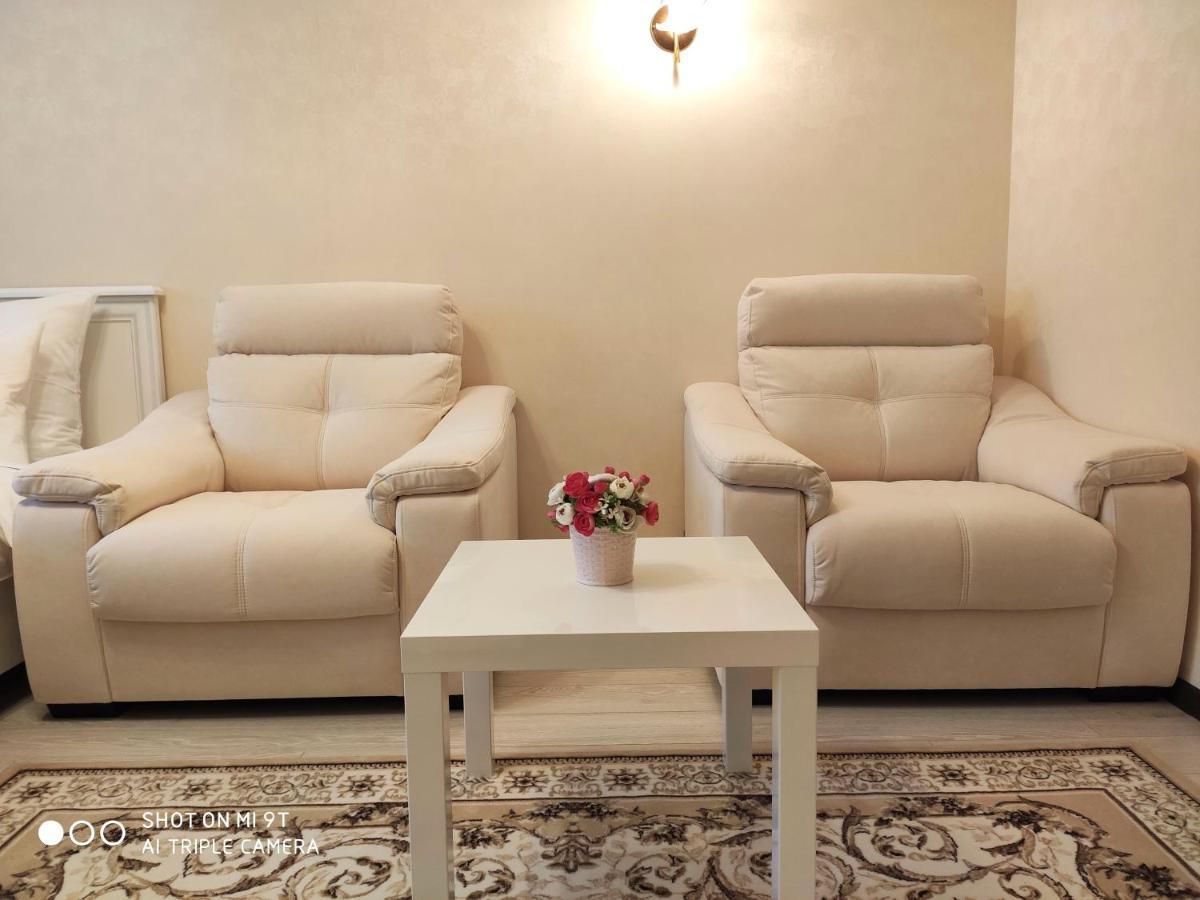 Comfort Apartments - Bright Family Suite Grodno Extérieur photo
